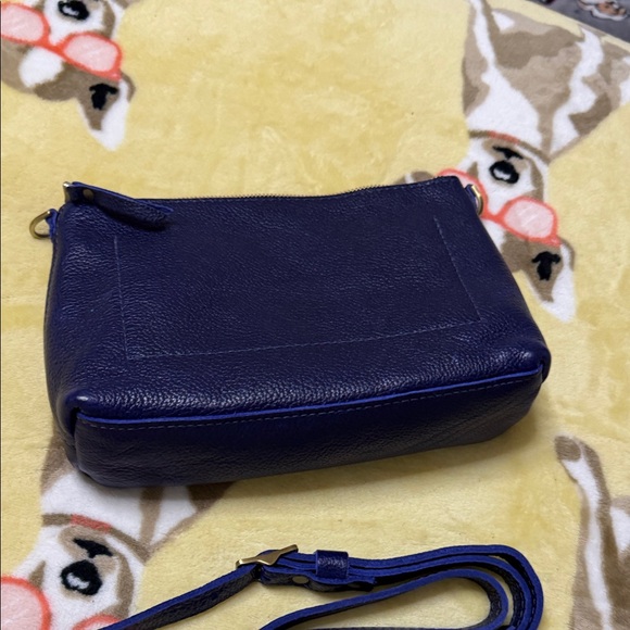 Portland Leather Midnight Blue Crossbody Bag - Picture 2 of 4
